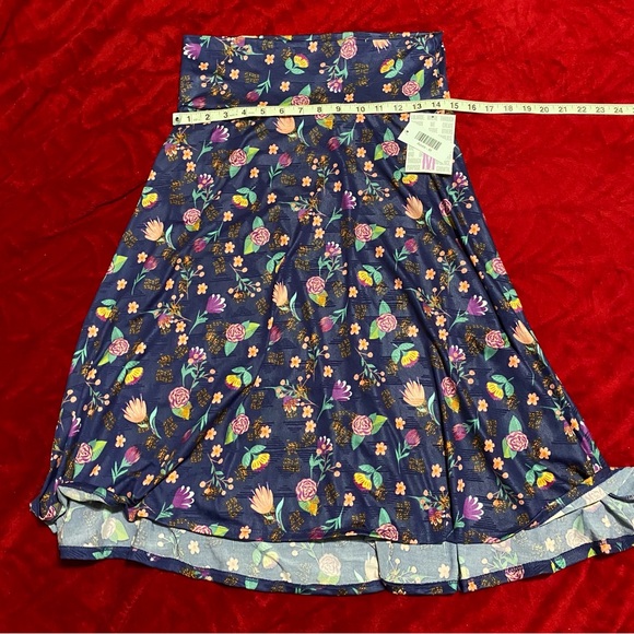 CLOSET CLEAR OUT ON ALL LULAROE MAKE AN OFFER BUNDLE NWT Medium HighWaist Silky - Picture 1 of 11
